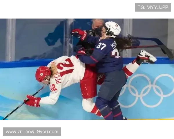 冰球联盟爆发大规模冲突，裁判难以劝阻