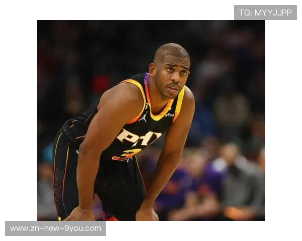 保罗高吊传球助攻队友轻松得分